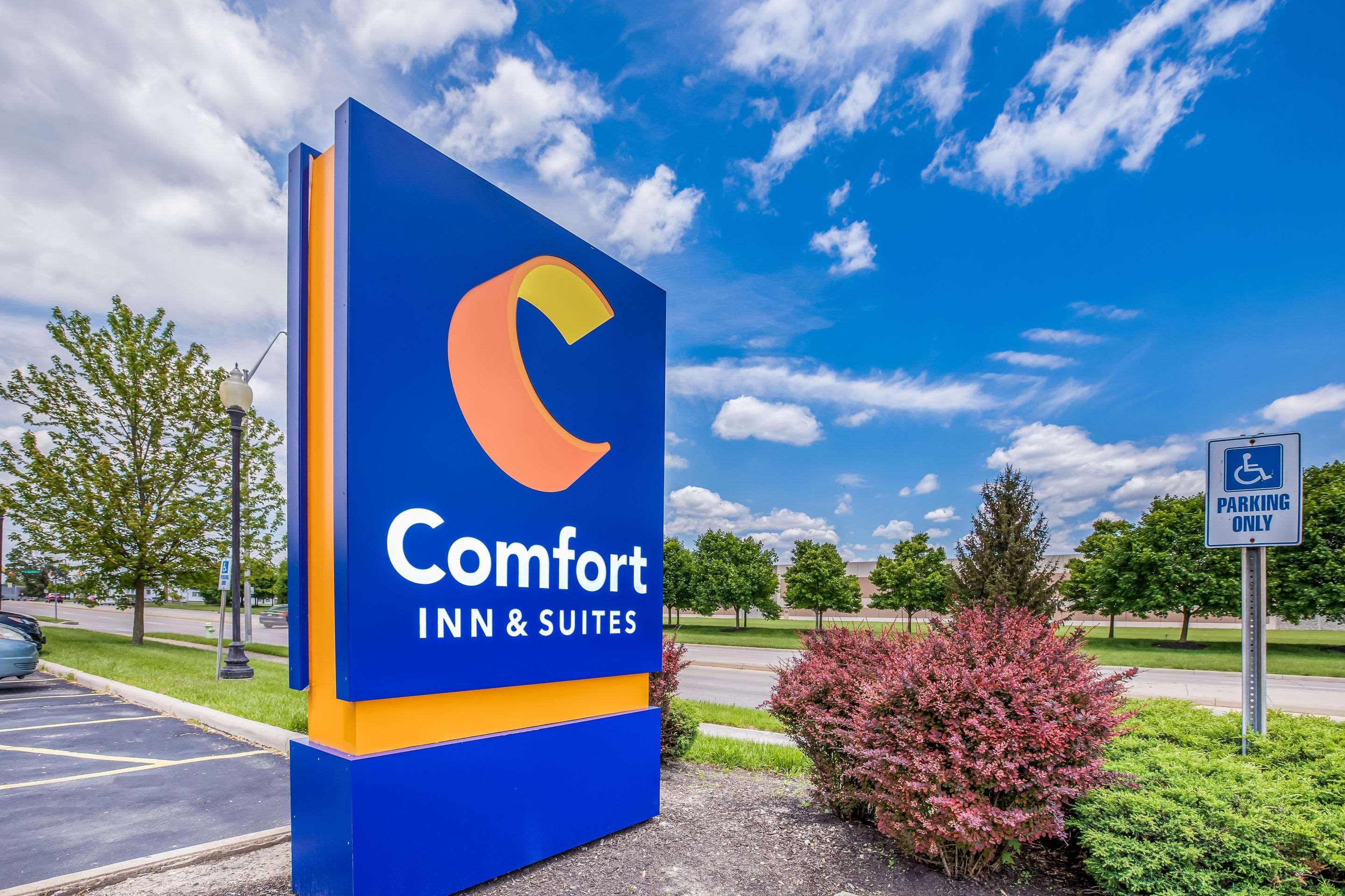 Comfort Inn & Suites Fairborn Near Wright Patterson Afb Ngoại thất bức ảnh