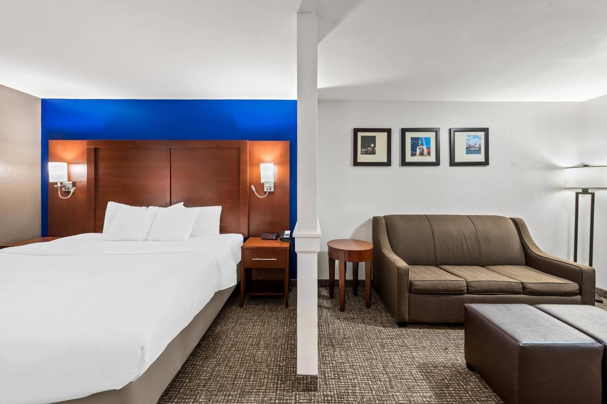 Comfort Inn & Suites Fairborn Near Wright Patterson Afb Ngoại thất bức ảnh