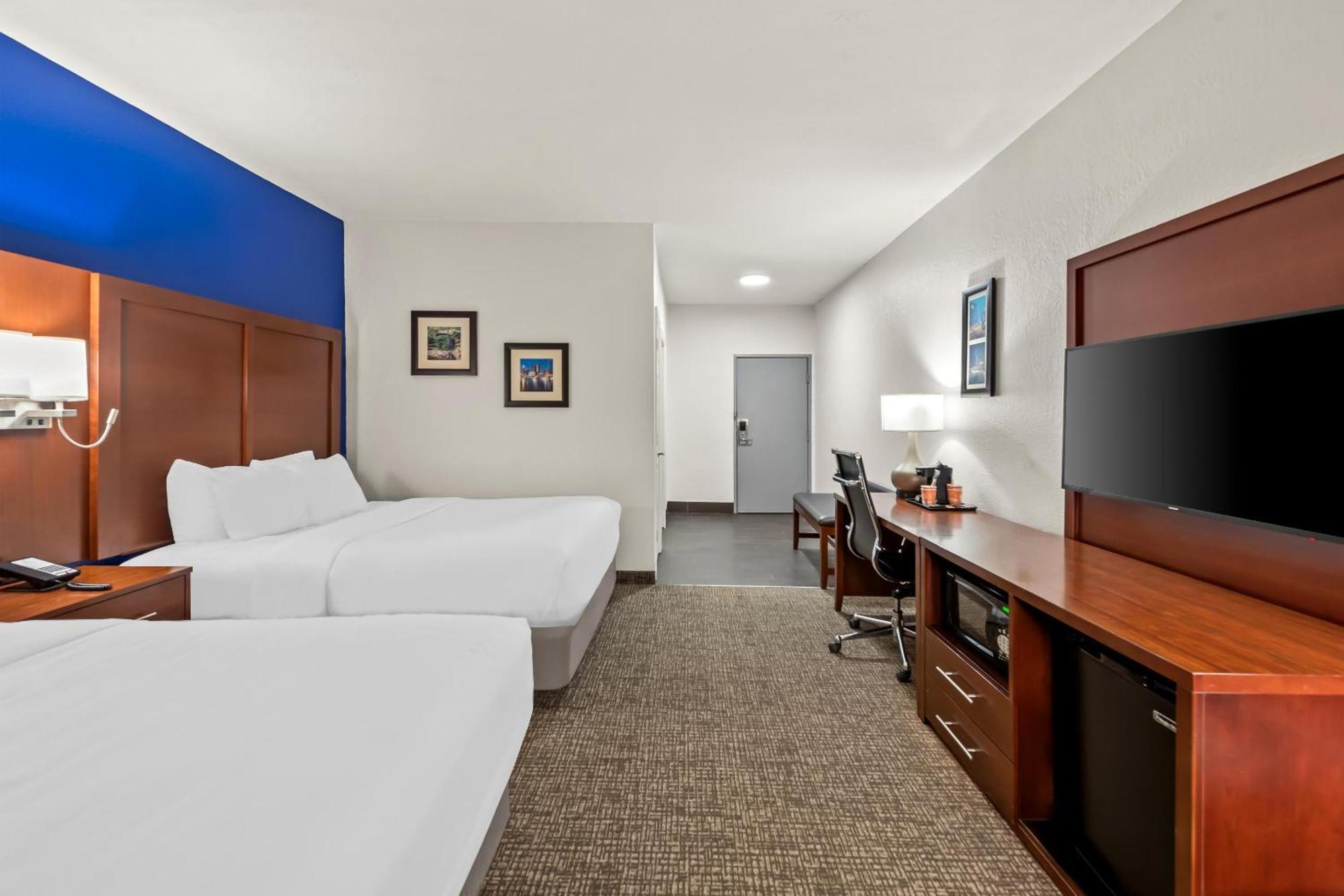 Comfort Inn & Suites Fairborn Near Wright Patterson Afb Ngoại thất bức ảnh