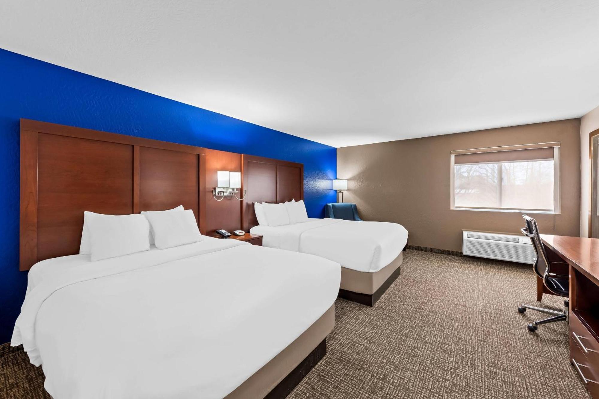 Comfort Inn & Suites Fairborn Near Wright Patterson Afb Ngoại thất bức ảnh